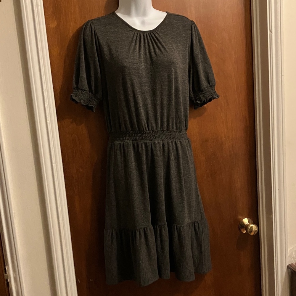 LOFT Charcoal Short Sleeve Dress